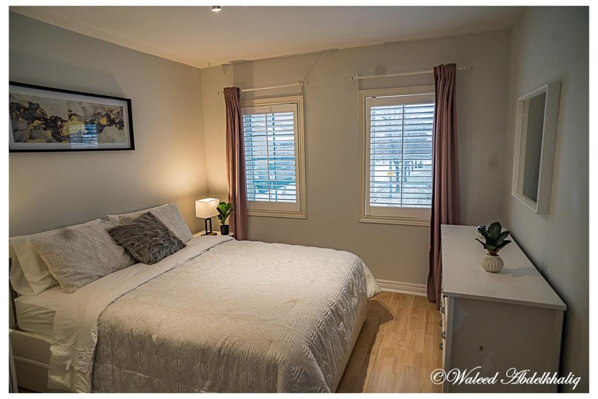 Sunroom House - 4 Bedrooms Mississauga Eksteriør bilde
